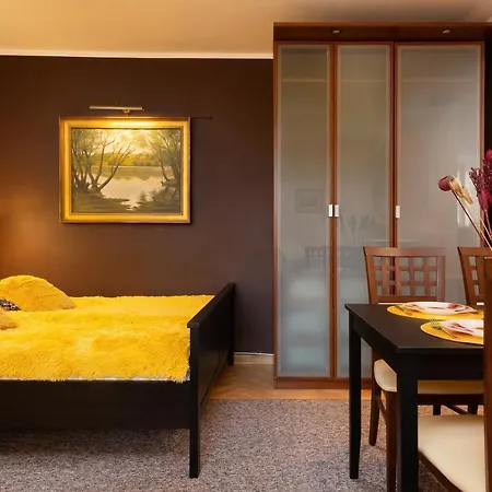 Swietojanska By Renters Apartment Warschau