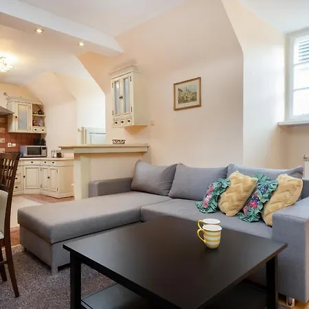 Swietojanska By Renters Апартаменты