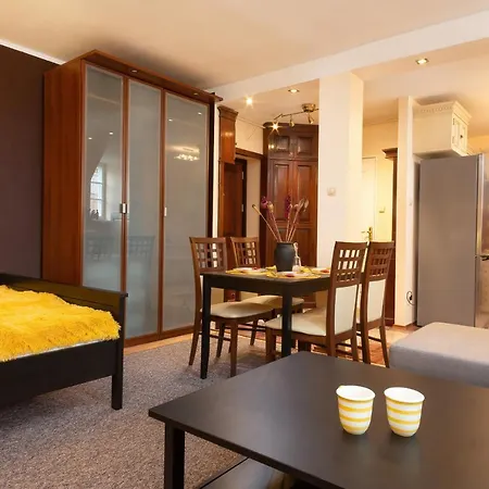 Swietojanska By Renters