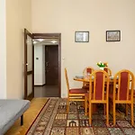 Swietojanska By Renters Apartman Varsó