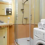 Apartman Swietojanska By Renters